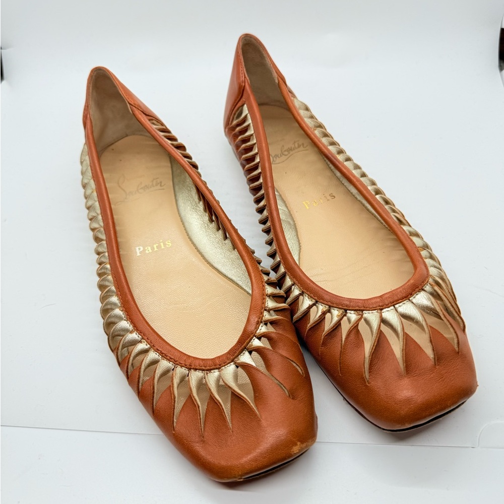 Christian Louboutin brown and Gold Women's Flats size 37